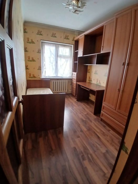 Продаю квартиру Яшнабадский р-он Авиасозлар-1. Франция 52м2. 2-ком 3-э