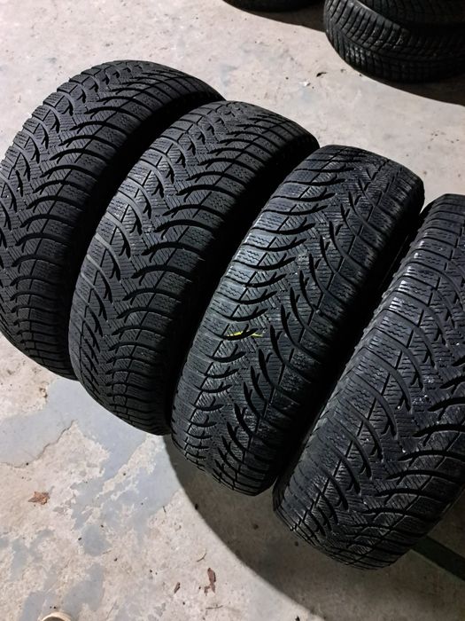 Set 4 anvelope iarnă 185 60 R15 Michelin