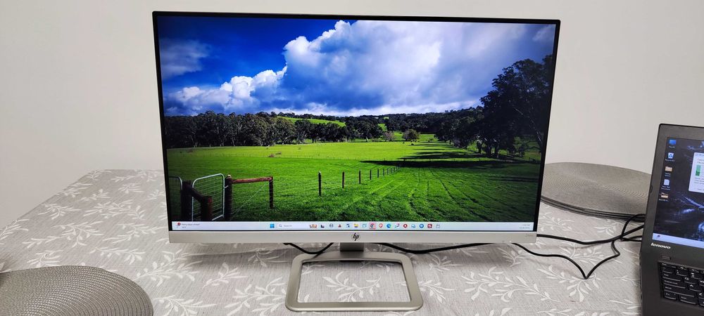 Monitor LED HP 24es – 23.8 inch Full HD Ultra Slim IPS