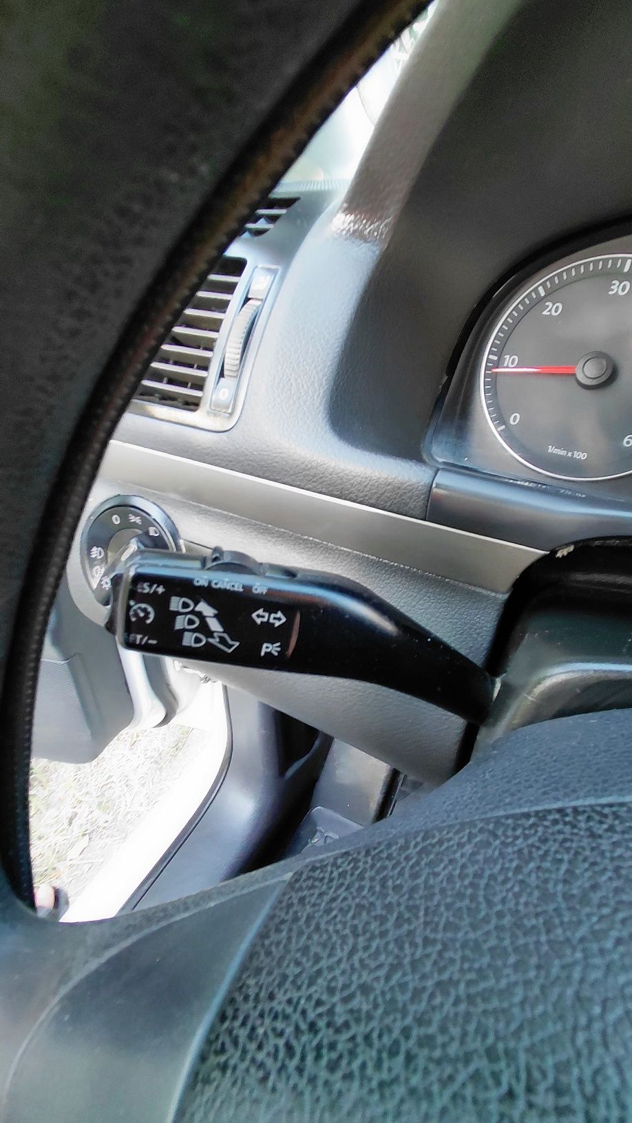 Vw touran  2.0TDI 140 BMM код на мотор