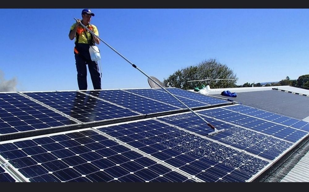 Quyosh panel yuvish - Мойка солнечных панелей