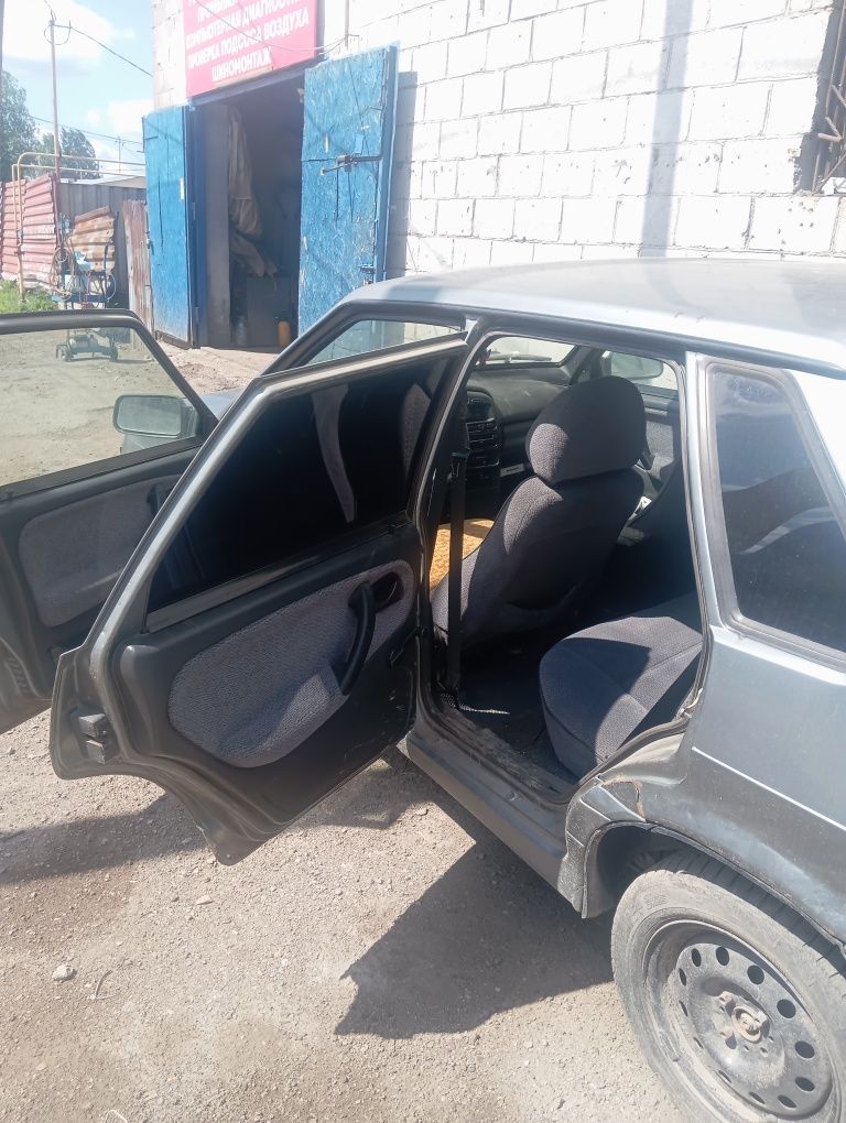 Продается лада в среднем состоянии
