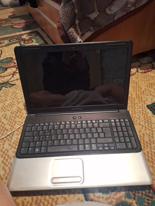 Vand Laptop compaq CQ61 Pt piese