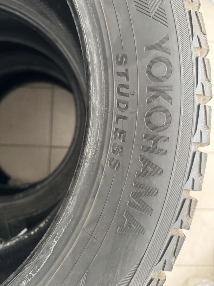Шины зимние Yokohama Ice Guard SUV G075