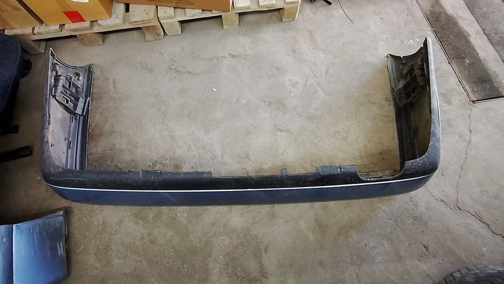 Продам Бампер мерс w202
