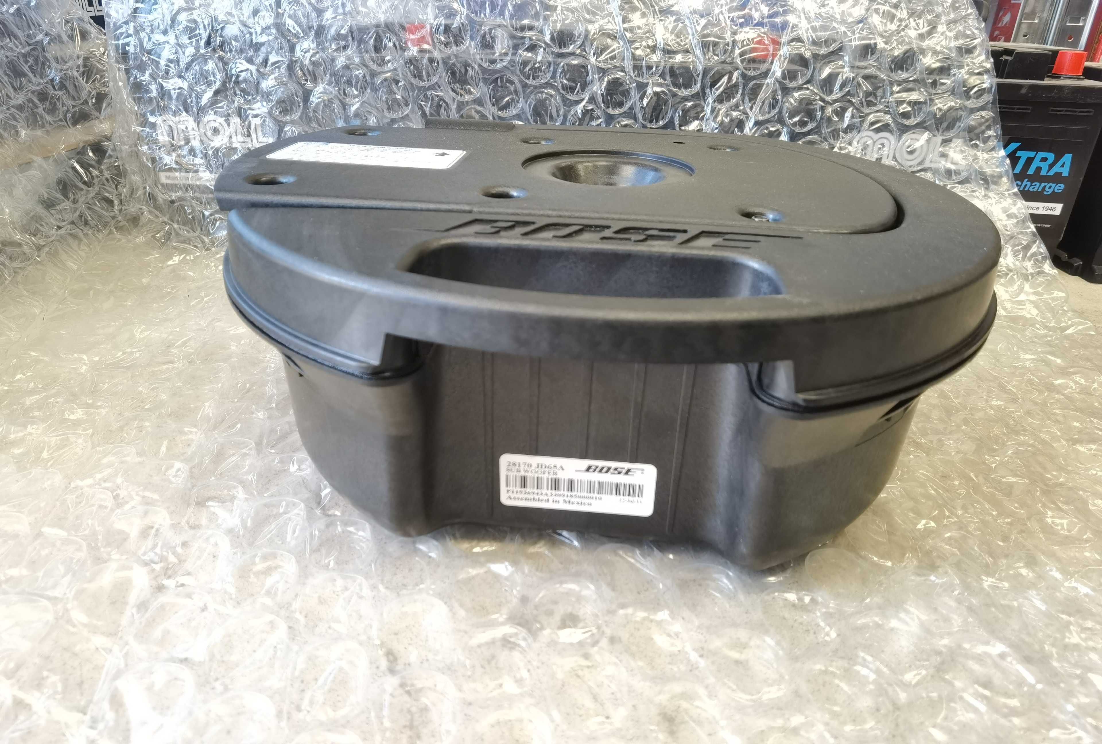 Пасивен субуфер BOSE 28170-JD65A от Nissan(оригинален)