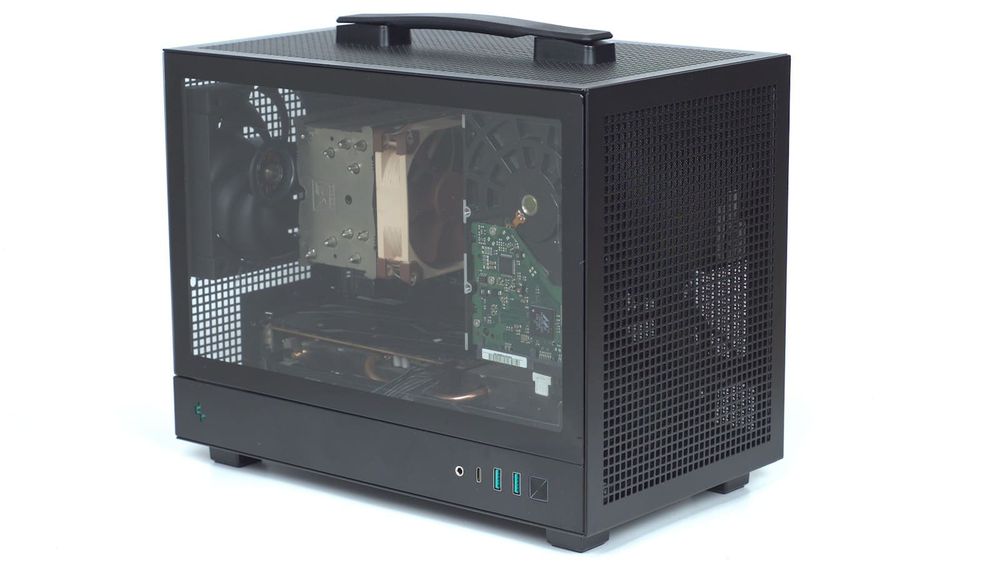 Корпус Deepcool CH160-компактный стильный и премиальный Mini-itx