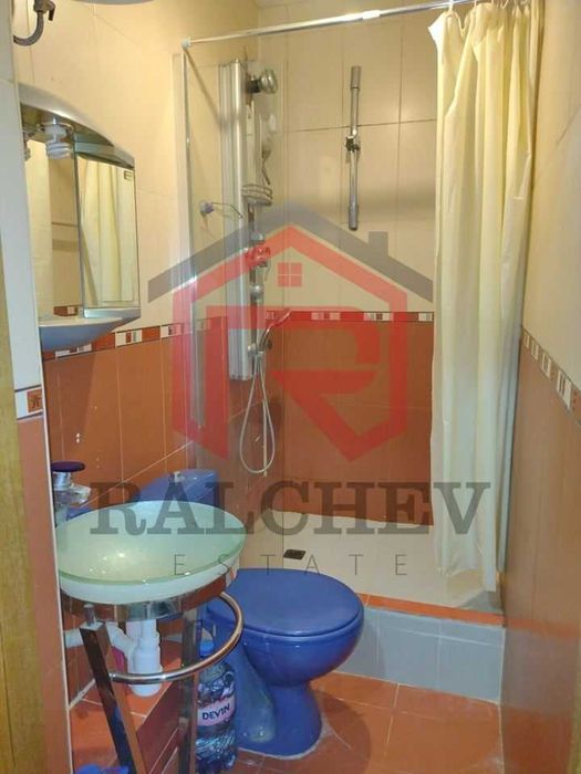 Дава се под наем Двустаен апартамент в Варна, Възраждане 3 - 60 кв.м за 331.5 € - Снимка #2