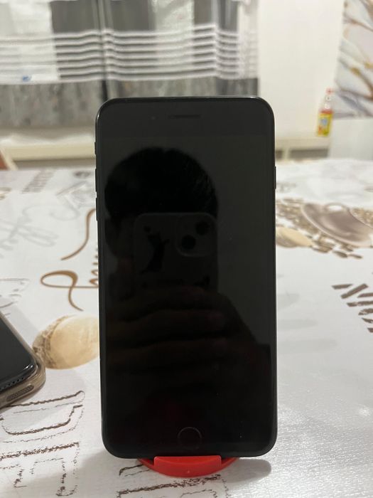 Iphone 7  плус 32 гб
