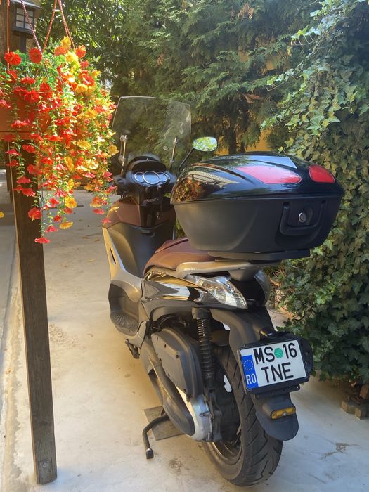 Piaggio Beverly 350