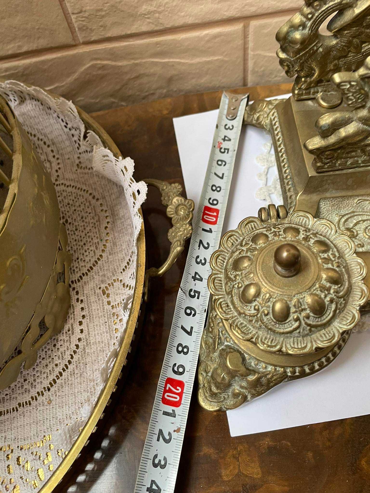 Красива барокова месингова мастилница от Англия с поставка за писма