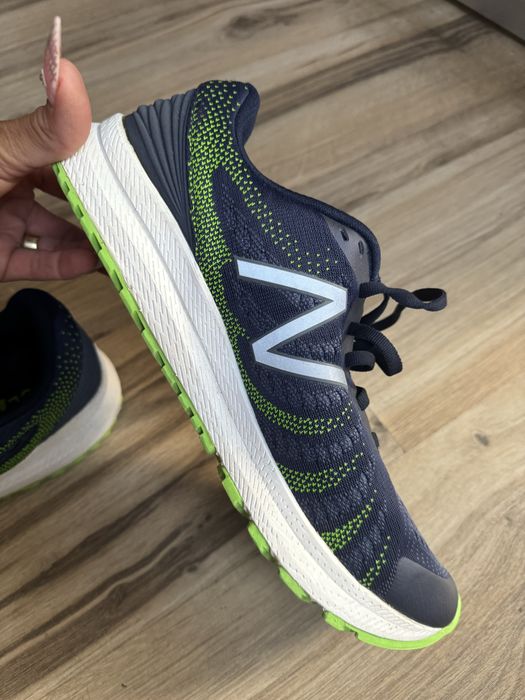 Оригинални тъмно сини маратонки New Balance FuelCore Rush v3 ! 45 н