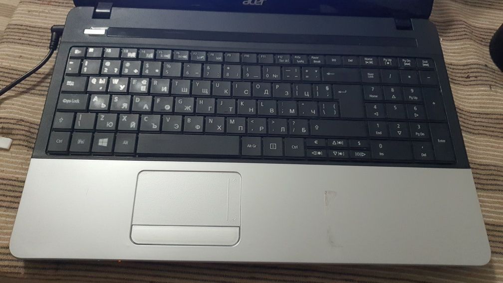 Лаптоп Acer процесор i5 3230,8GB Ram,256GB SSD,Nvidia 730m