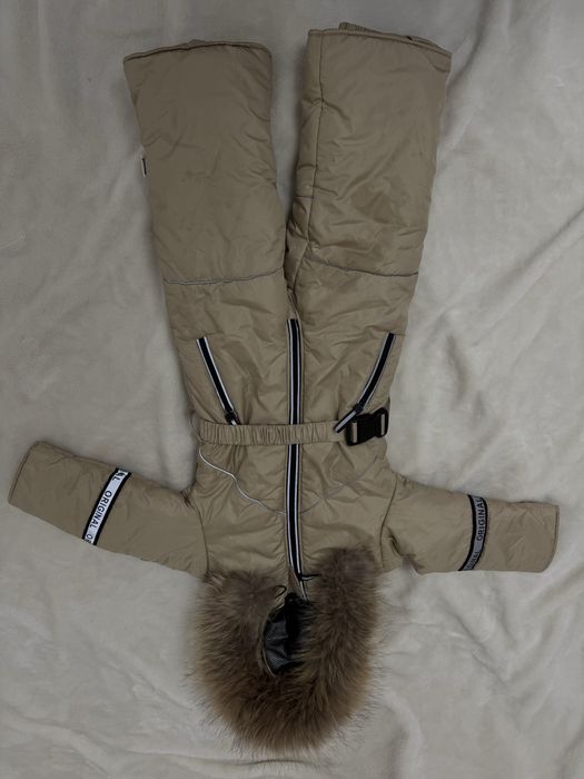 Комбинезон зимний на 2 годика.