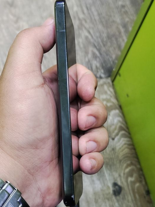 Продам Xciaomi 13 256gb