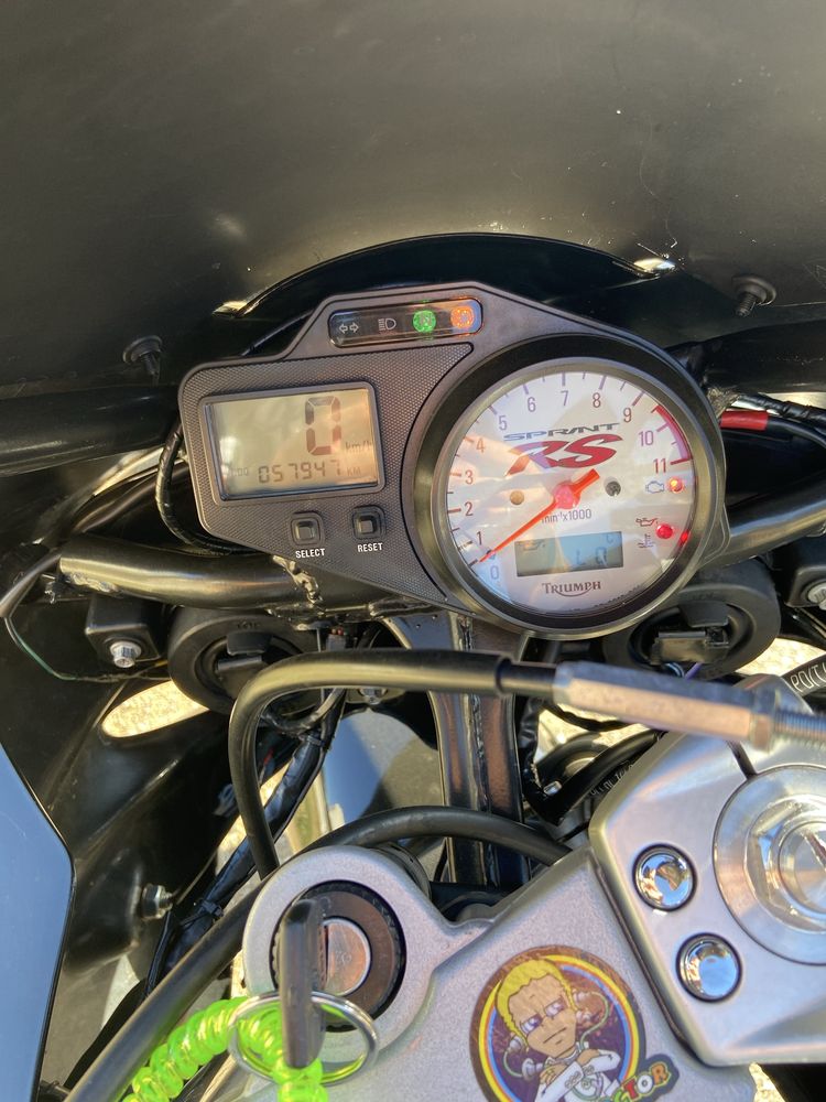 Triumph sprint RS 955 i