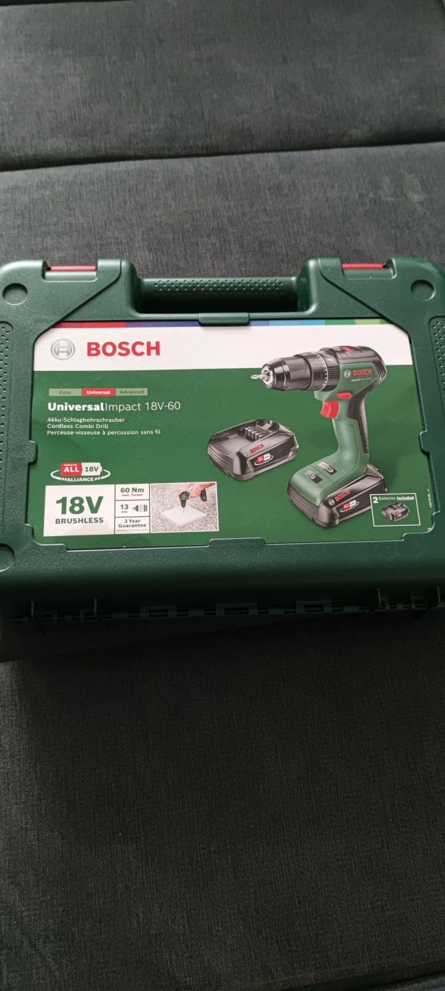 Masina de gaurit/insurubat pe acumulator BOSCH UniversalDrill 18V-60 ,