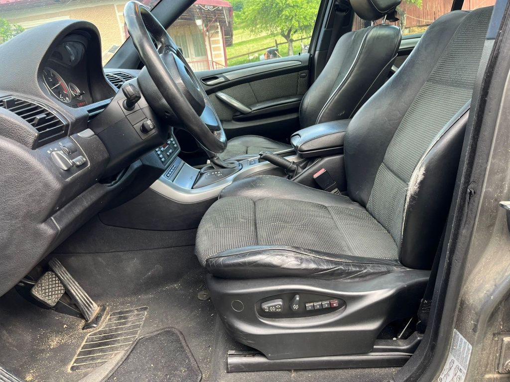 Capota far stanga dreapta bixenon aripa usa stop bmw x5 e53 3.0 diesel