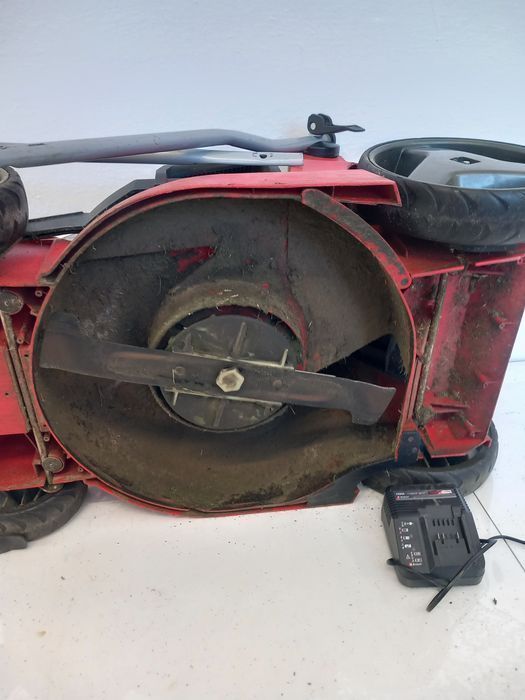 Tăietor de iarbă Akku Einhell GE-CM 43 Li M Kit 36V pentru piese