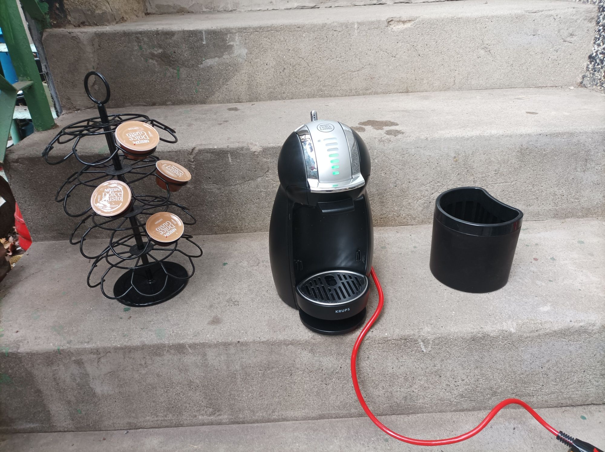 Кафемашина Nescafe Dolce Gusto Genio 2