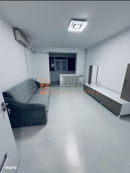 Apartament 2 camere cf 1 decomandat zona Crang