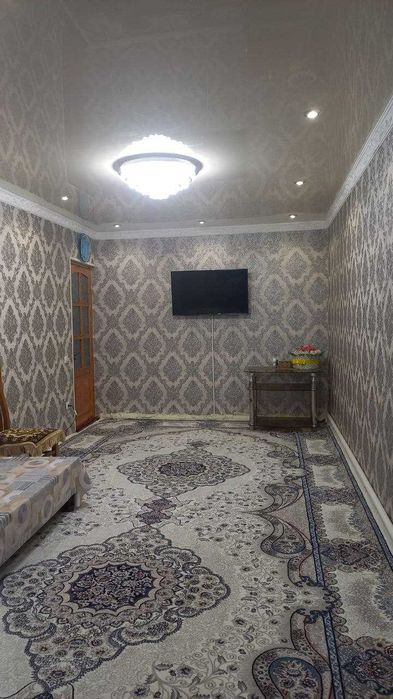 ТТЗ мавзесида квартира сотилади. Ўзимники. Московская планировка.