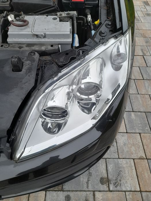 Faruri Far Stanga Dreapta Cu Lupă Renault Laguna III 3/2007-2010