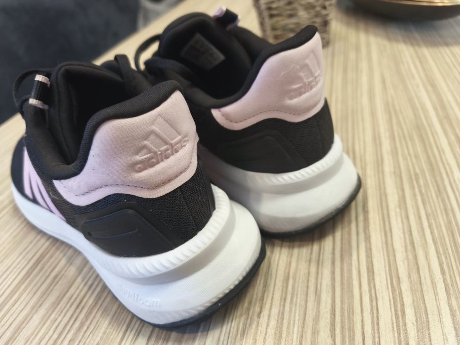 Дамски маратонки Adidas