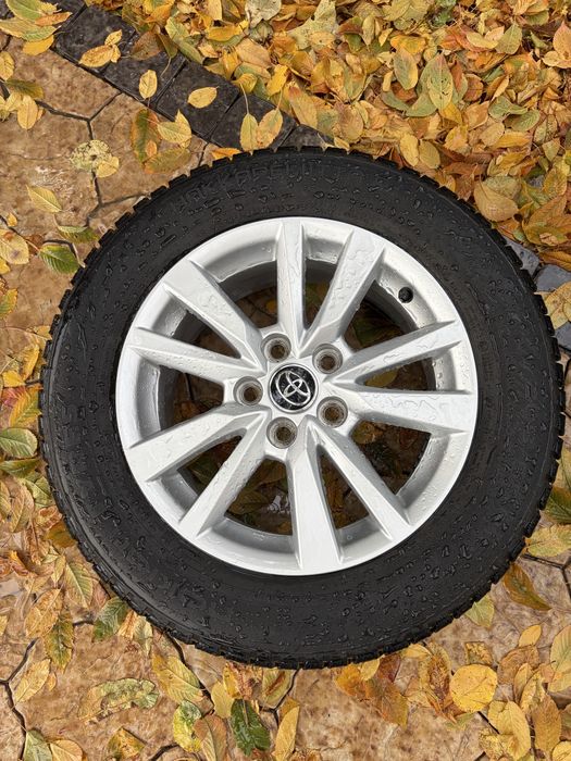 Оригинальные диски от Toyota Camry 70
