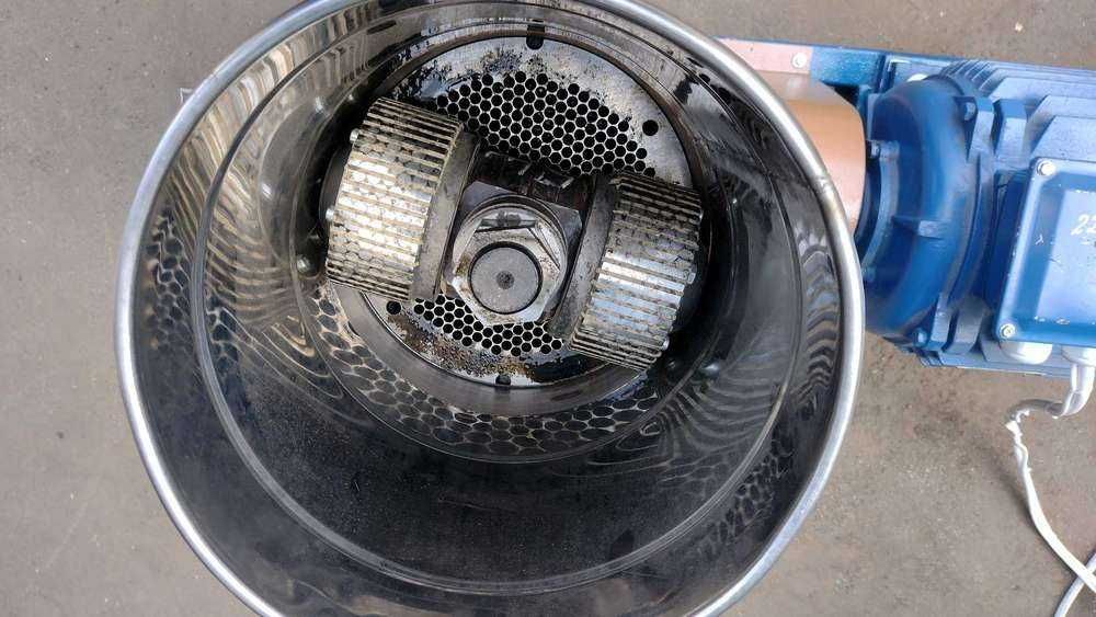 Granulator Presa de peleti din rumegus paie porumb 11 kW cu reductor