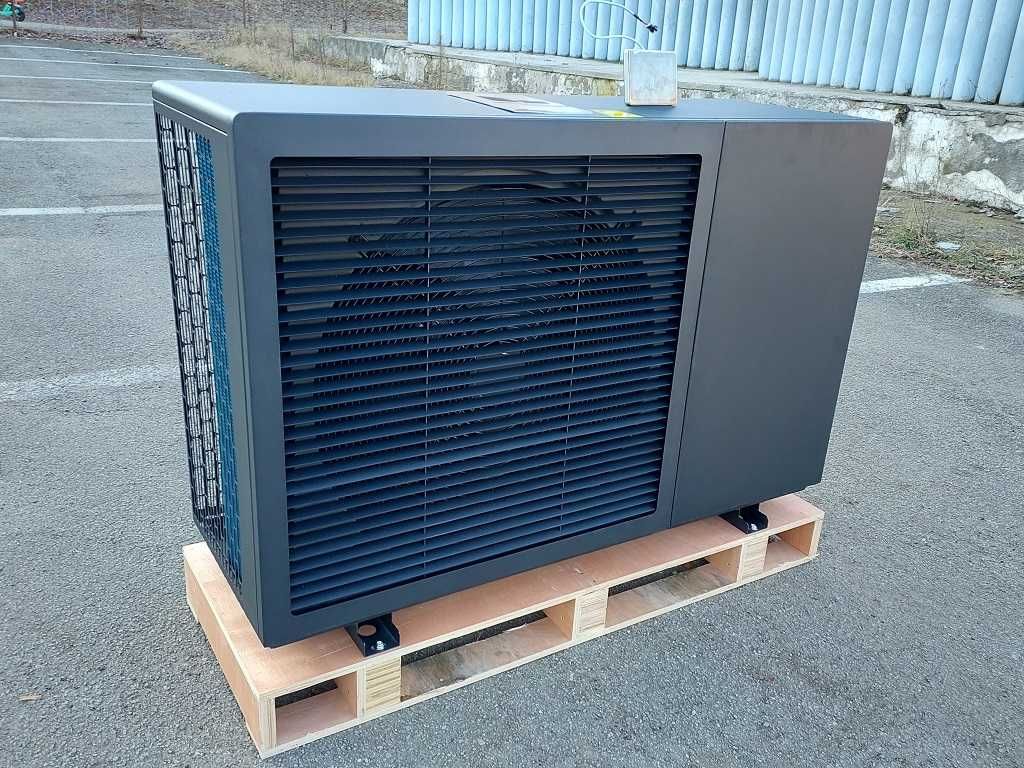 Pompa de caldura SolarEast R290 trifazat - 12kW