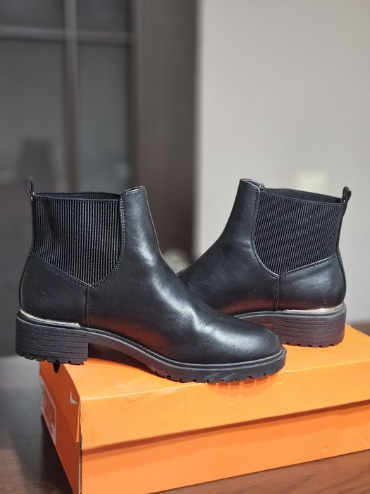 Cizme New Look negre