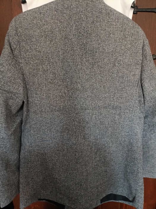 Sacou elegant de bărbați, cu guler rusesc măr. XL