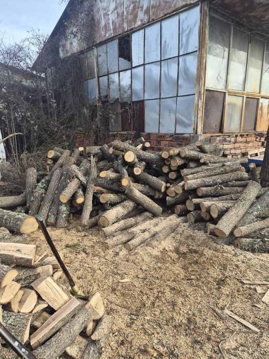 Дърва за огрев,нарязани и нацепени