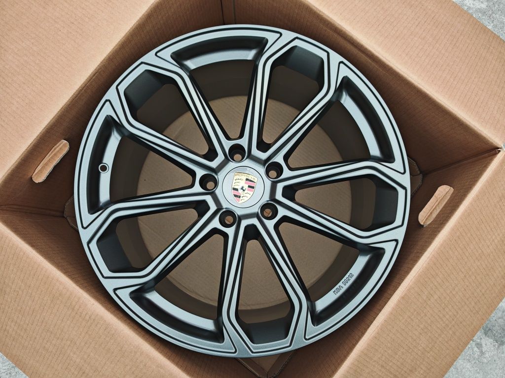 Vand jante de aliaj pentru Porsche Cayenne pe 21 marca gmp italia