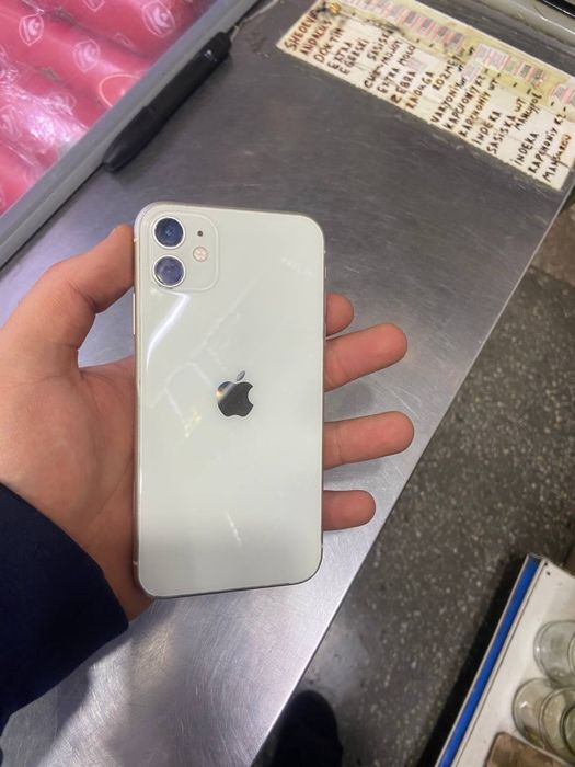 Iphone 11 ozi 64gb