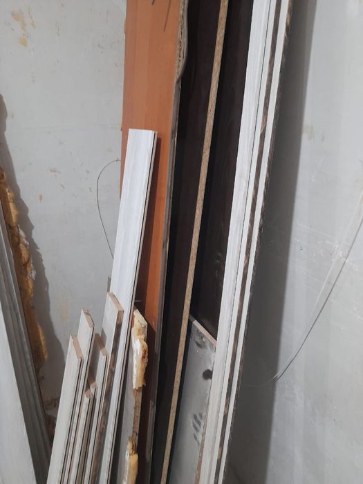 Отдам бесплатно обналичку от  дверей  ламината