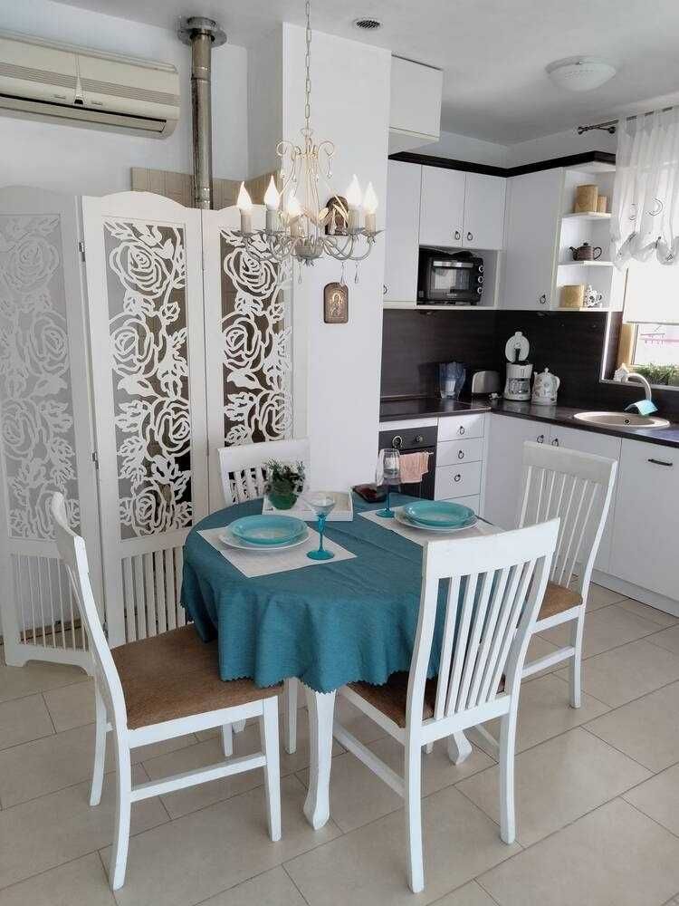 Дава се под наем Четиристаен апартамент в Несебър - 50 кв.м за 255 € - Снимка #5