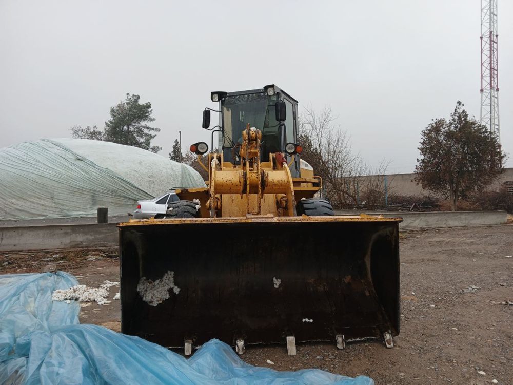 Погрузчик 1.8 куб