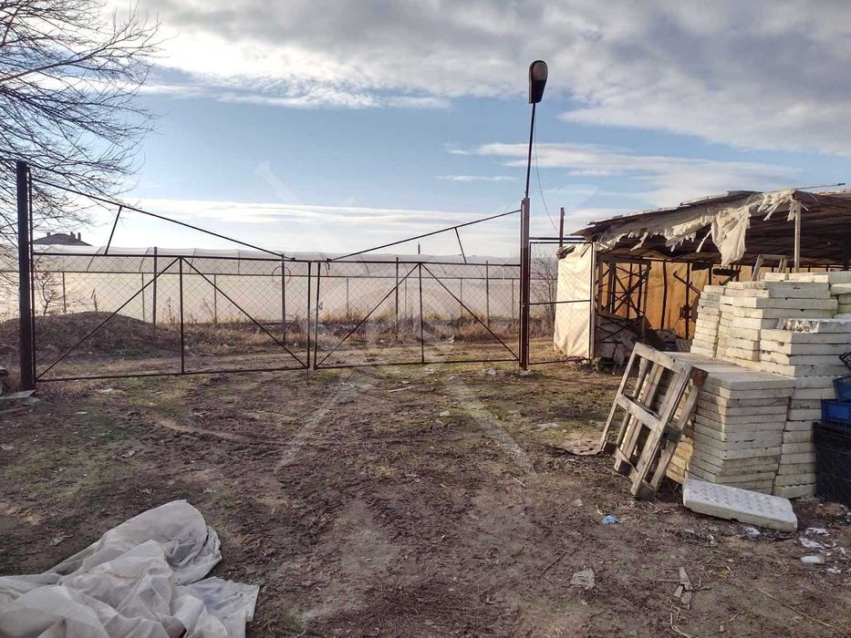 Продава се Парцел в Пловдив, Индустриална зона - Изток - 8400 кв.м за 27 €/кв.м - Снимка #3