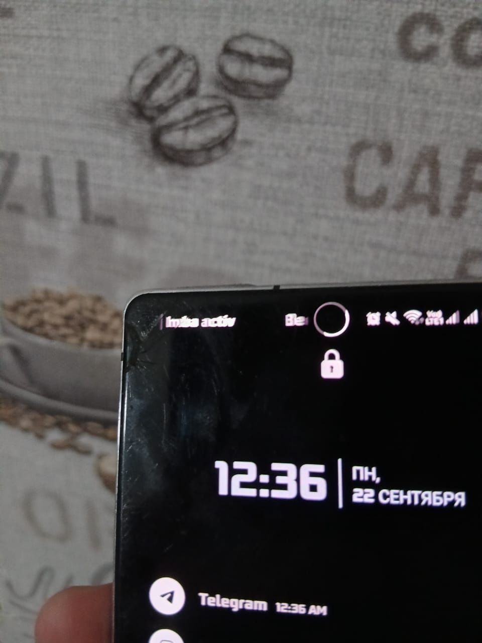 Samsung Note 20.
