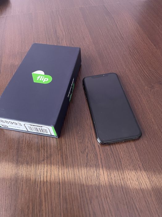 Iphone XS + подарък 4 калъфа