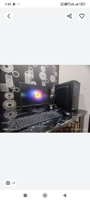 Kampuyter sotiladi haloti idial