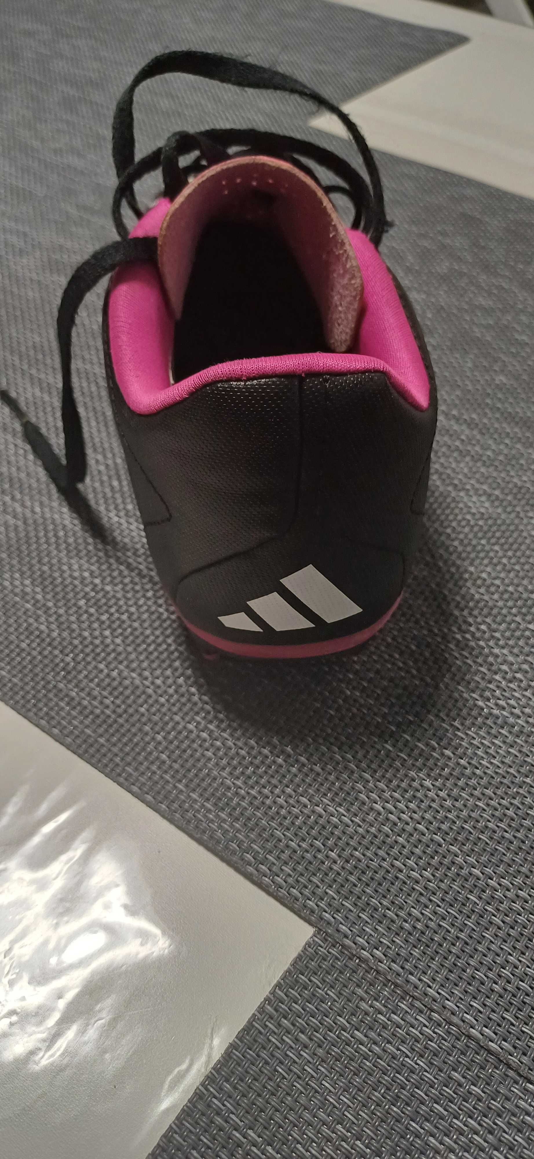 Бутонки.  Adidas