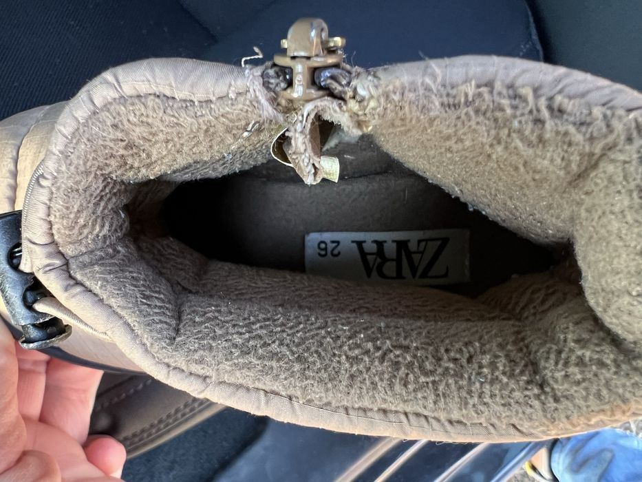 Vand incaltaminte copii 3-5 ani Zara Reserved..