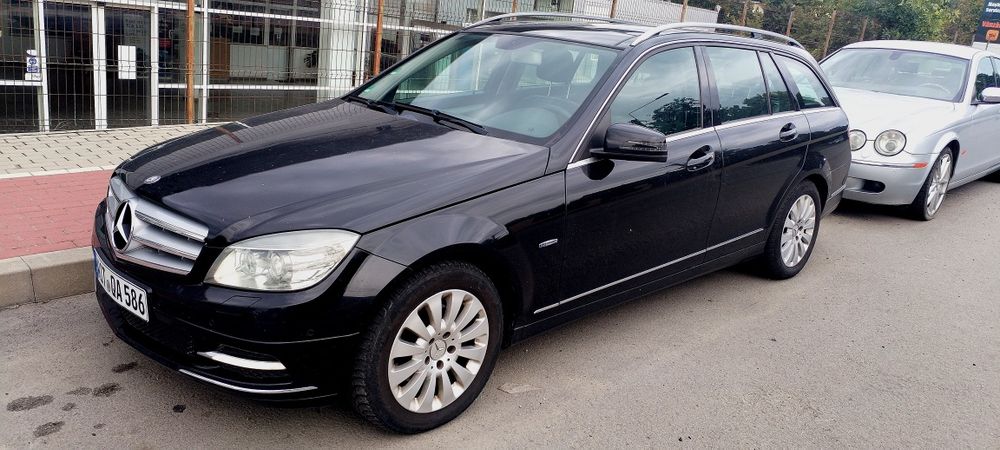 Mercedes C Klass Avantgarde Full Opțional