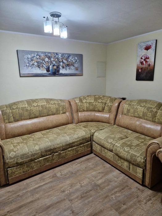 Canapea colțar extensibilă