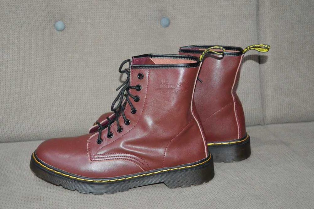 Ghete bocanci piele Dr. Martens 1460 marime 40 45 46 Air Wair