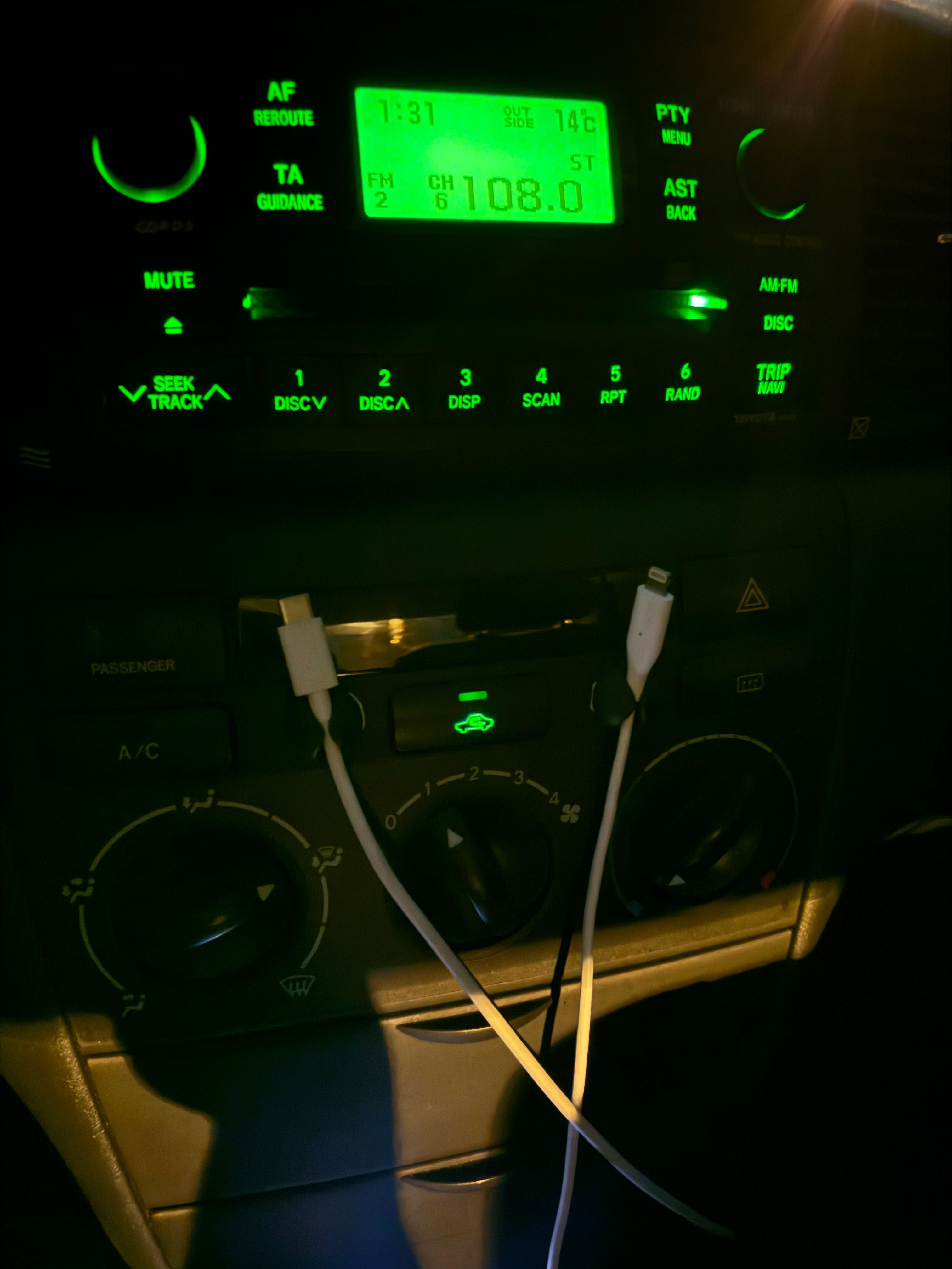 Toyota Corolla 1.6 бензин няма АГУ