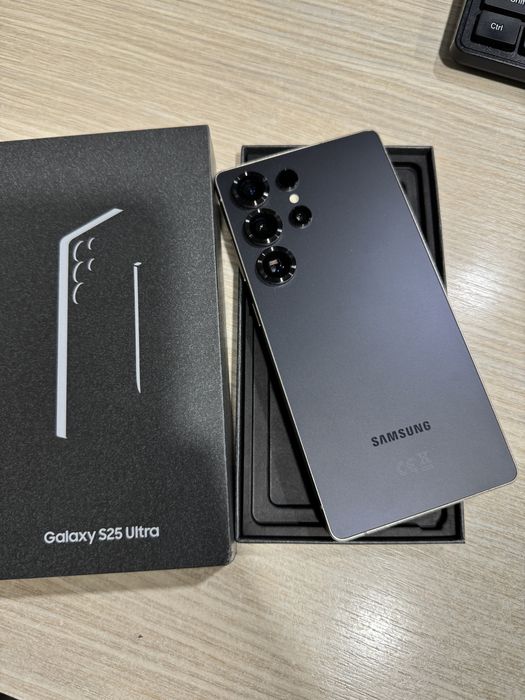 Samsung S25 Ultra, 12GB RAM, 256GB, 5G, Titanium Black, Impecabil!!!